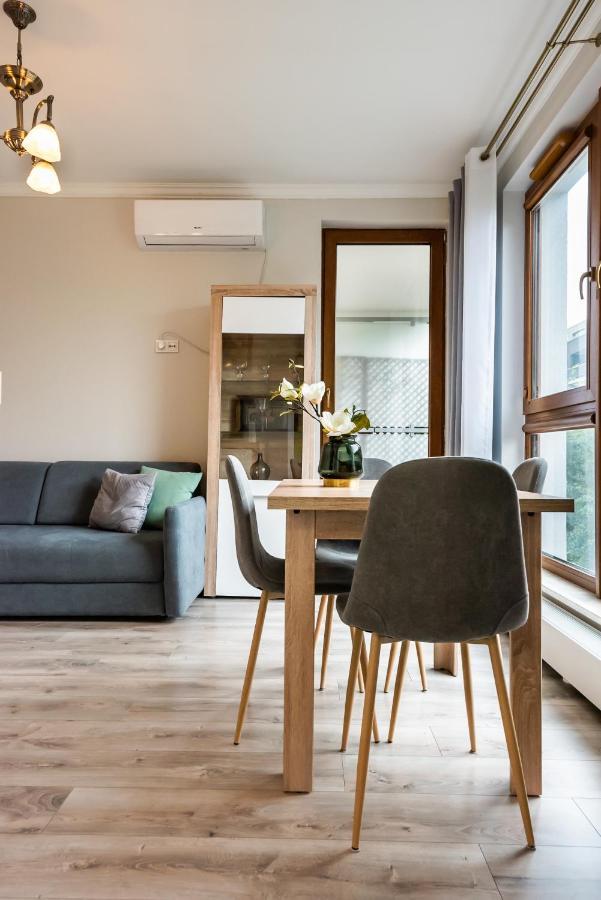 Prestige Verdant Apartment Varšava Exteriér fotografie