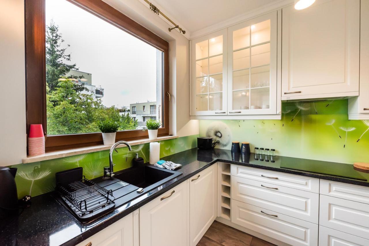 Prestige Verdant Apartment Varšava Exteriér fotografie