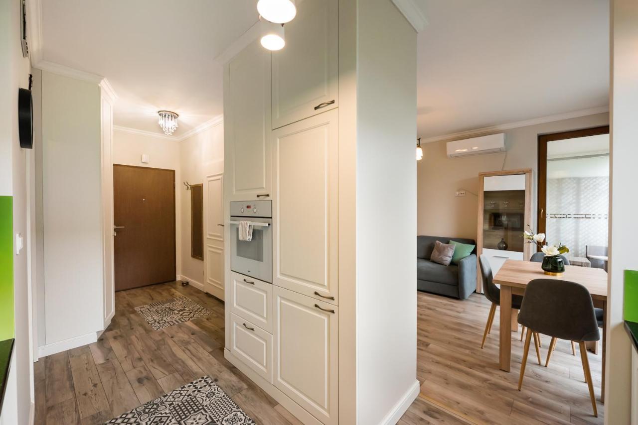 Prestige Verdant Apartment Varšava Exteriér fotografie
